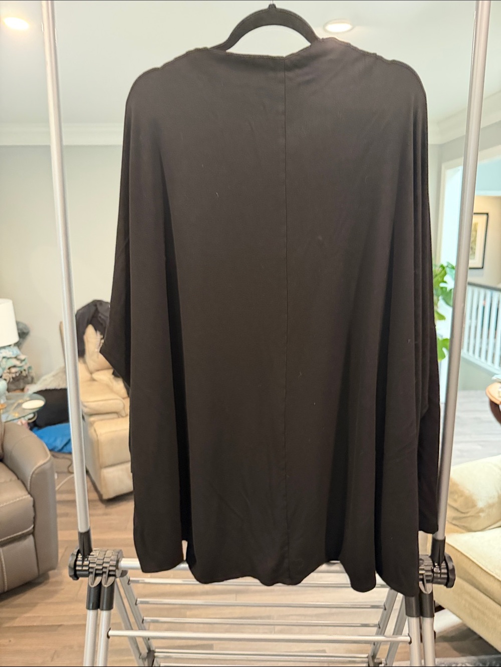 Black Dolman Sleeve Women’s Top - Picture 6 of 6